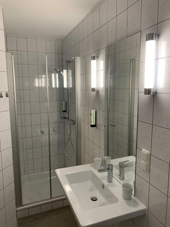 هرزوغنراث Hotel Und Apartment Garni Eurode Live المظهر الخارجي الصورة